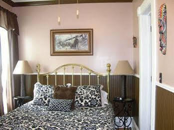 The Seymour House Bed & Breakfast South Haven Exteriér fotografie